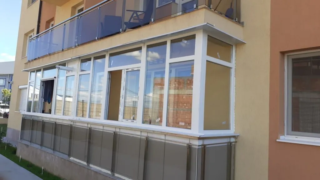 Uși de intrare PVC și aluminiu — TermopanEST